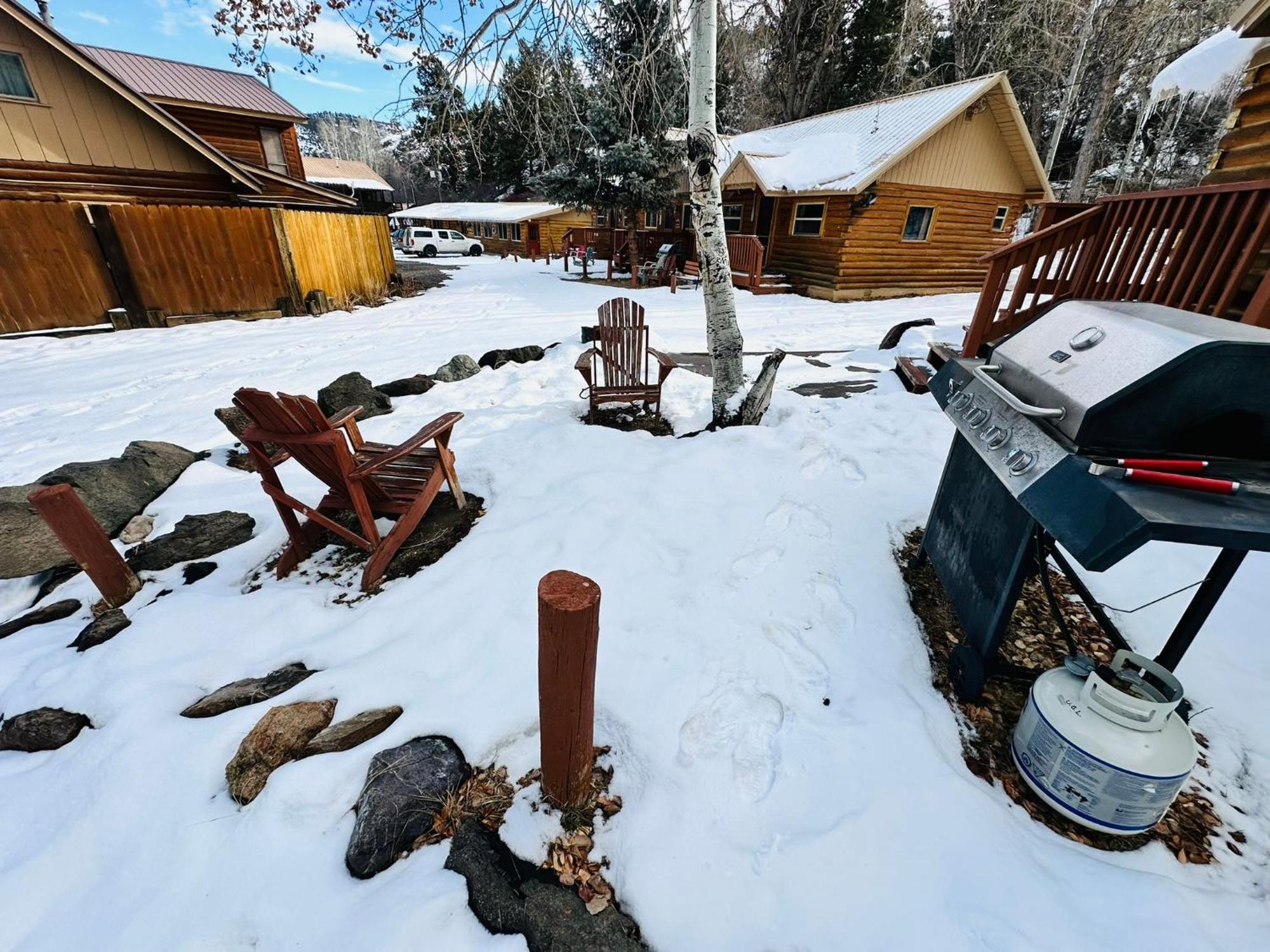 Ute Bluff Lodge, Cabins And Rv Park South Fork Exterior photo
