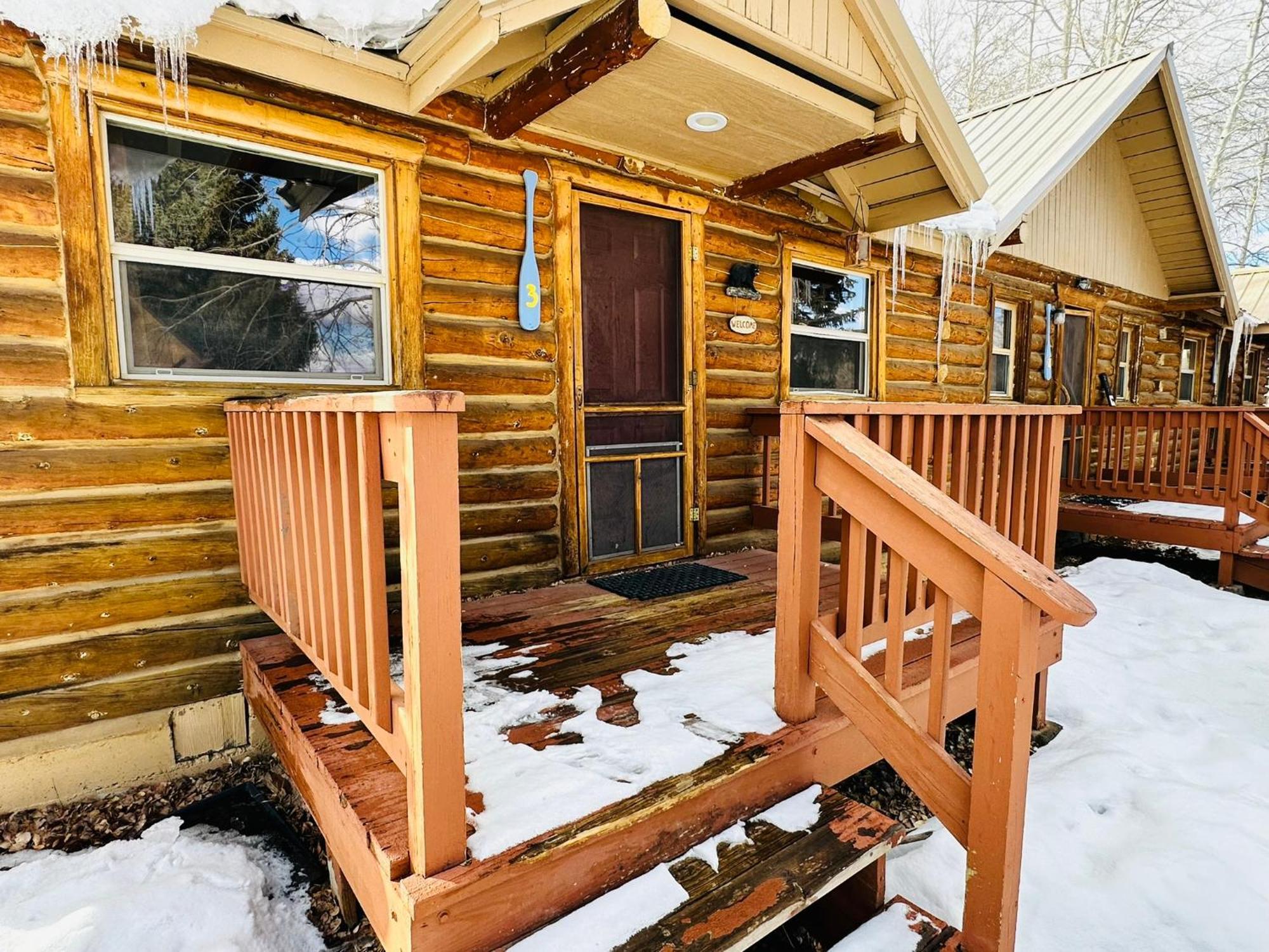 Ute Bluff Lodge, Cabins And Rv Park South Fork Exterior photo