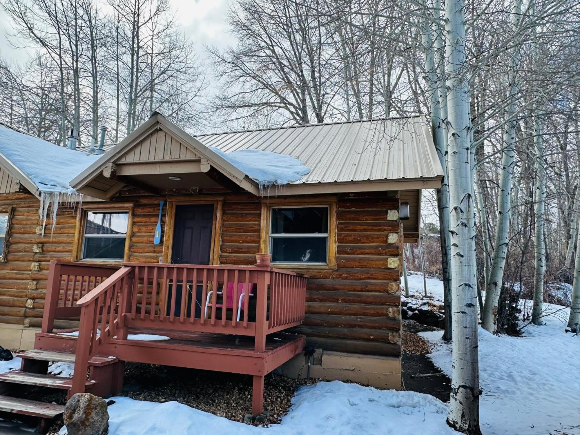 Ute Bluff Lodge, Cabins And Rv Park South Fork Exterior photo
